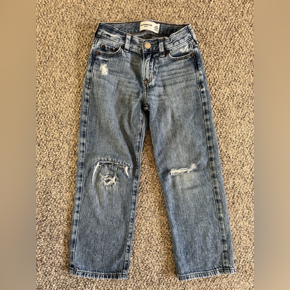 Abercrombie Kids Boys Baggy Distressed Jeans EUC Size 5/6
